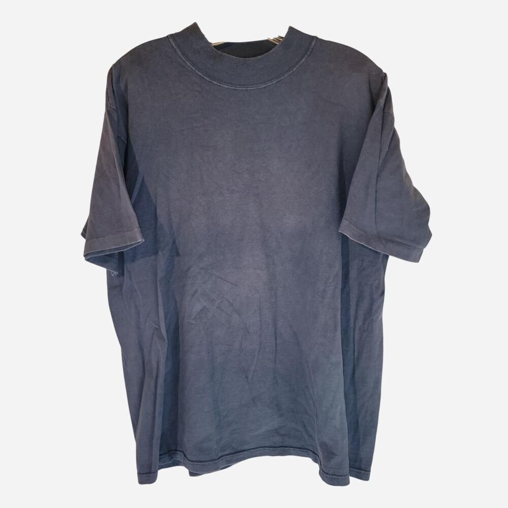 Unbranded Men's Navy and Blue T-shirt